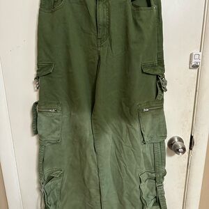 Men's Green Cargo Pants